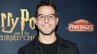Skylar Astin (Image via Getty)